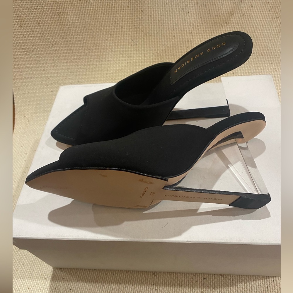 Good American Black Mules